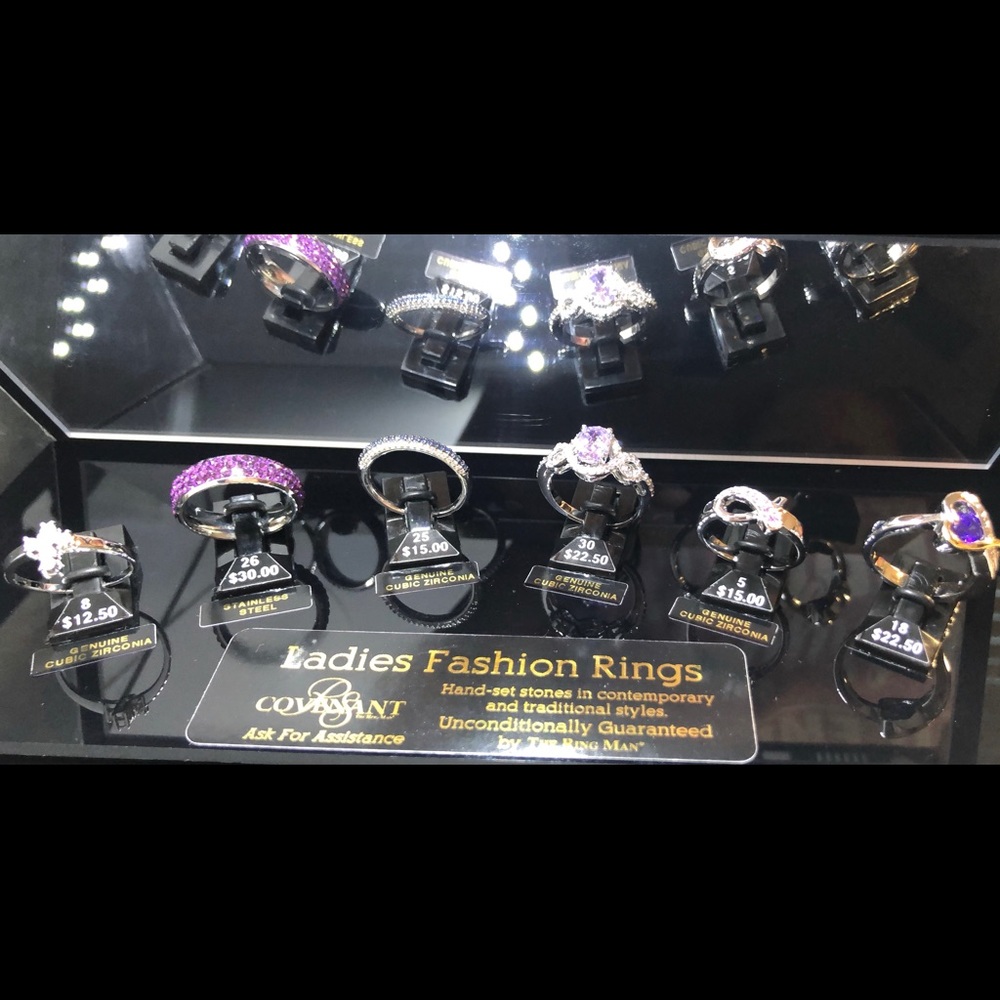 35 Pcs of Cubic Zirconia Ladies Rings